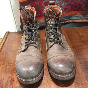 FRYE LTA FHER UPPER BOOTS SIZE 6M